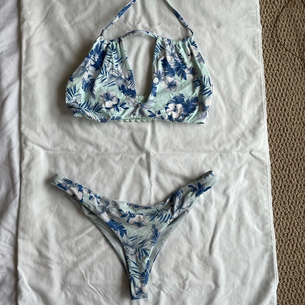 FLOWERY FRANKIES BIKINIS